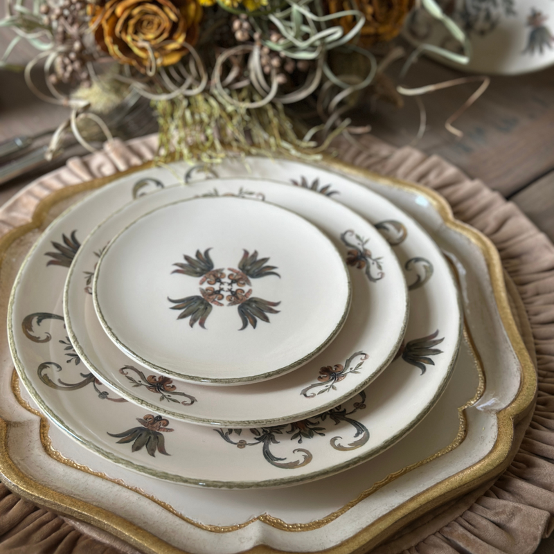 Villa Bread Plate - New